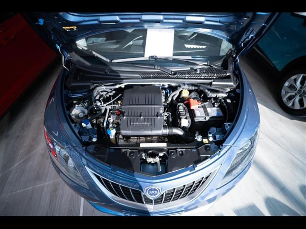 Lancia Ypsilon usata a Torino (4)