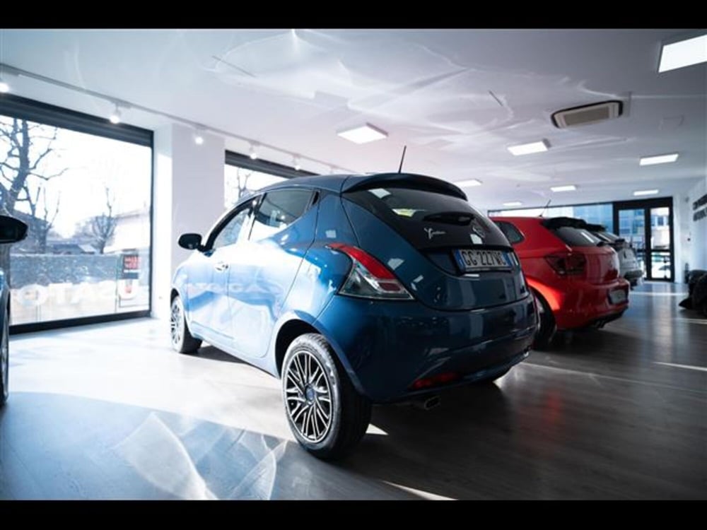 Lancia Ypsilon usata a Torino (7)