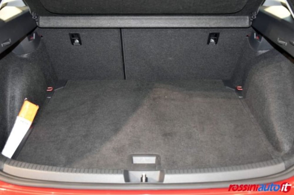 Volkswagen Taigo usata a Brescia (16)