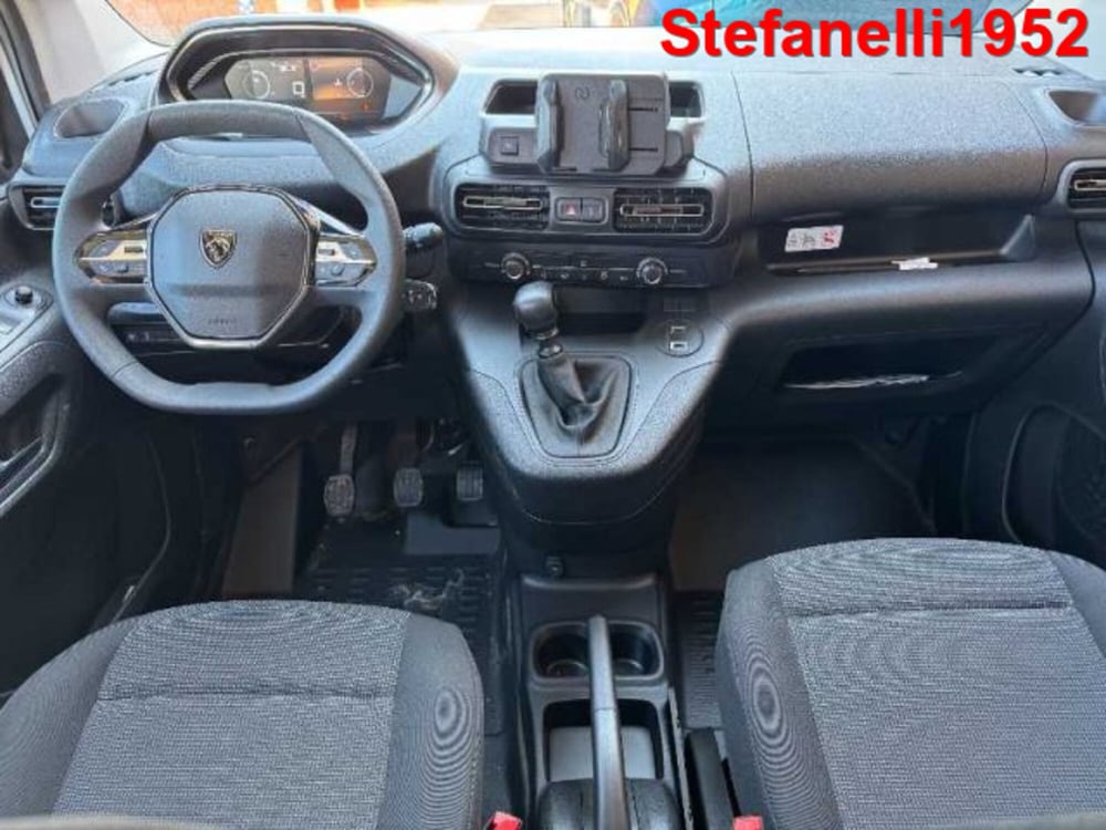 Peugeot Partner Furgone nuova a Bologna (12)