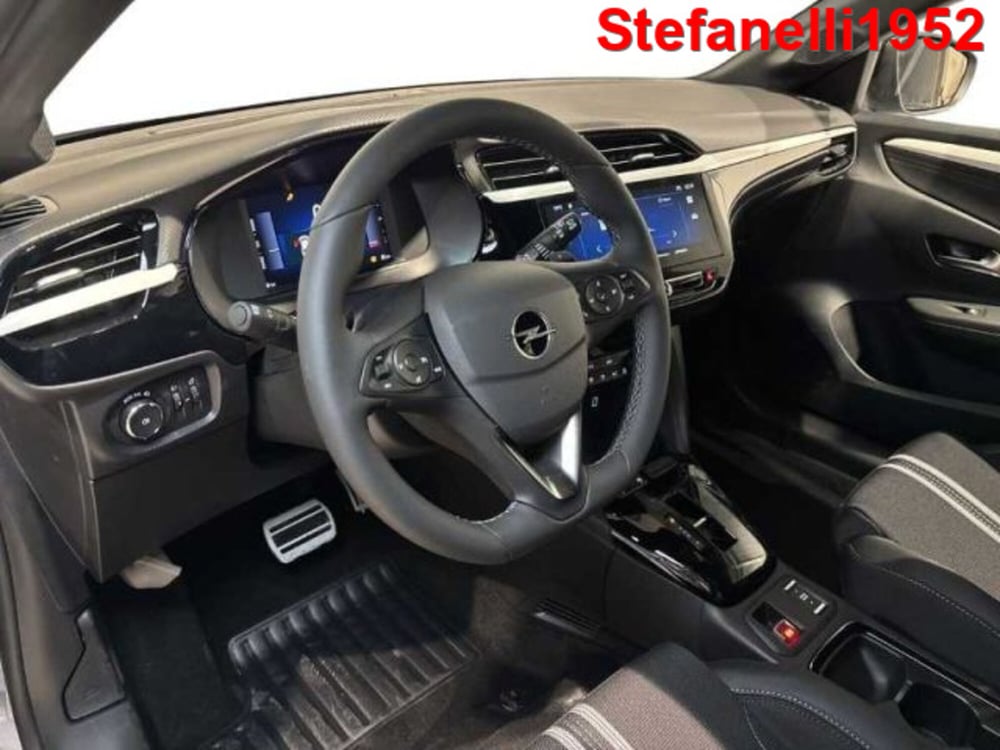 Opel Corsa nuova a Bologna (11)