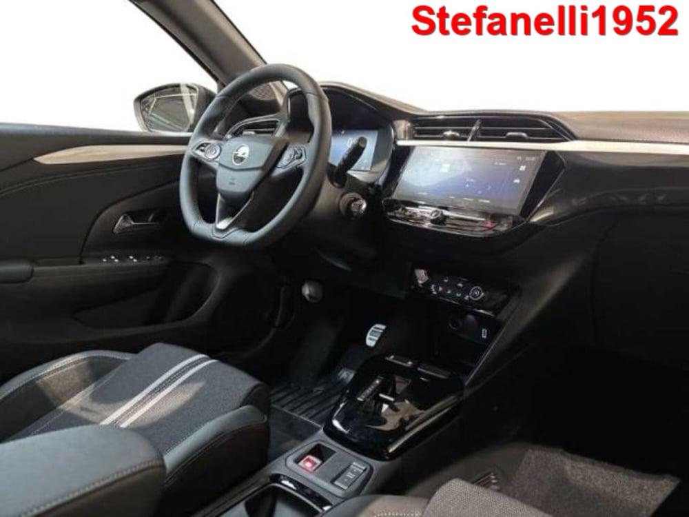 Opel Corsa nuova a Bologna (15)