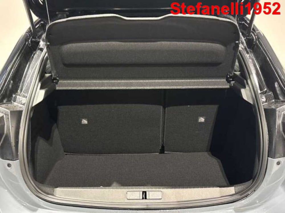 Opel Corsa nuova a Bologna (7)