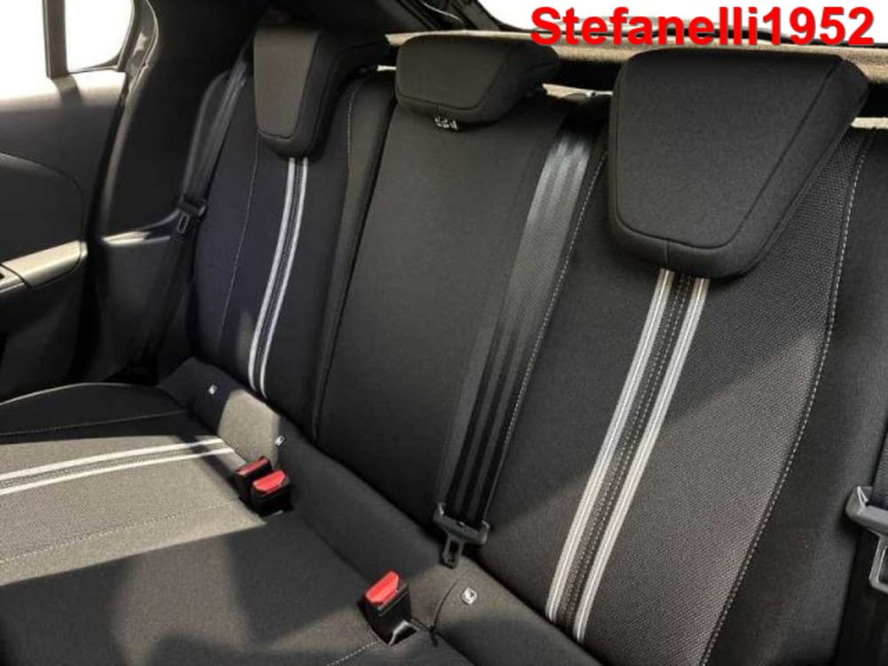 Opel Corsa nuova a Bologna (9)