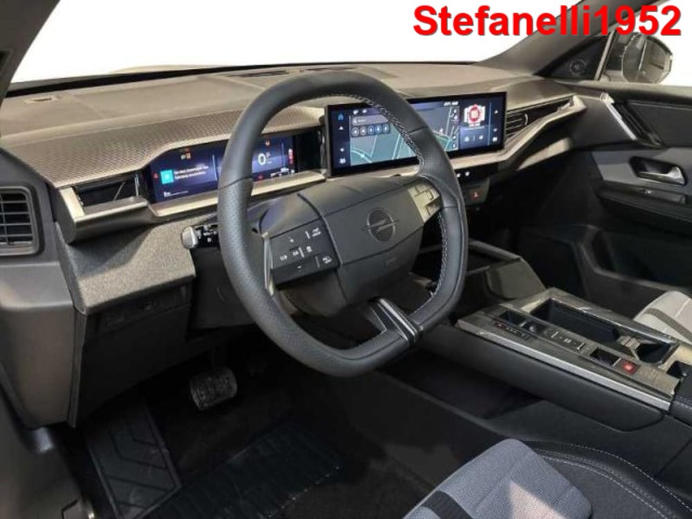 Opel Grandland nuova a Bologna (11)