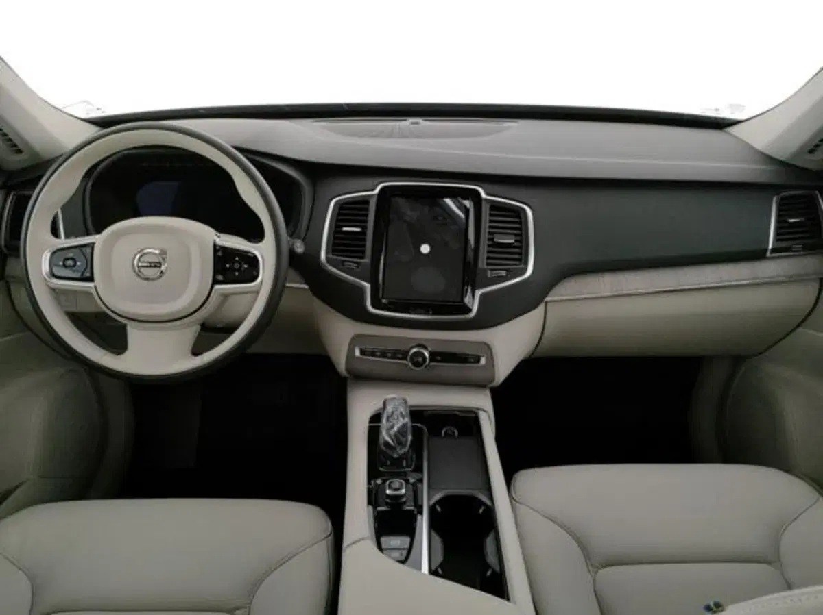 Volvo XC90 nuova a Modena (17)