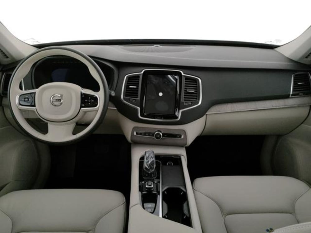 Volvo XC90 nuova a Modena (17)