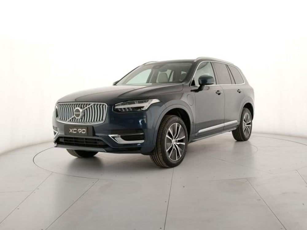 Volvo XC90 nuova a Modena (2)