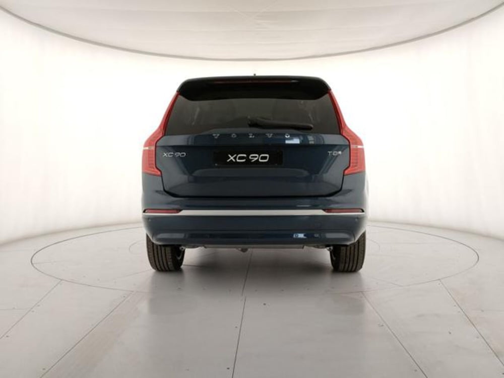 Volvo XC90 nuova a Modena (4)