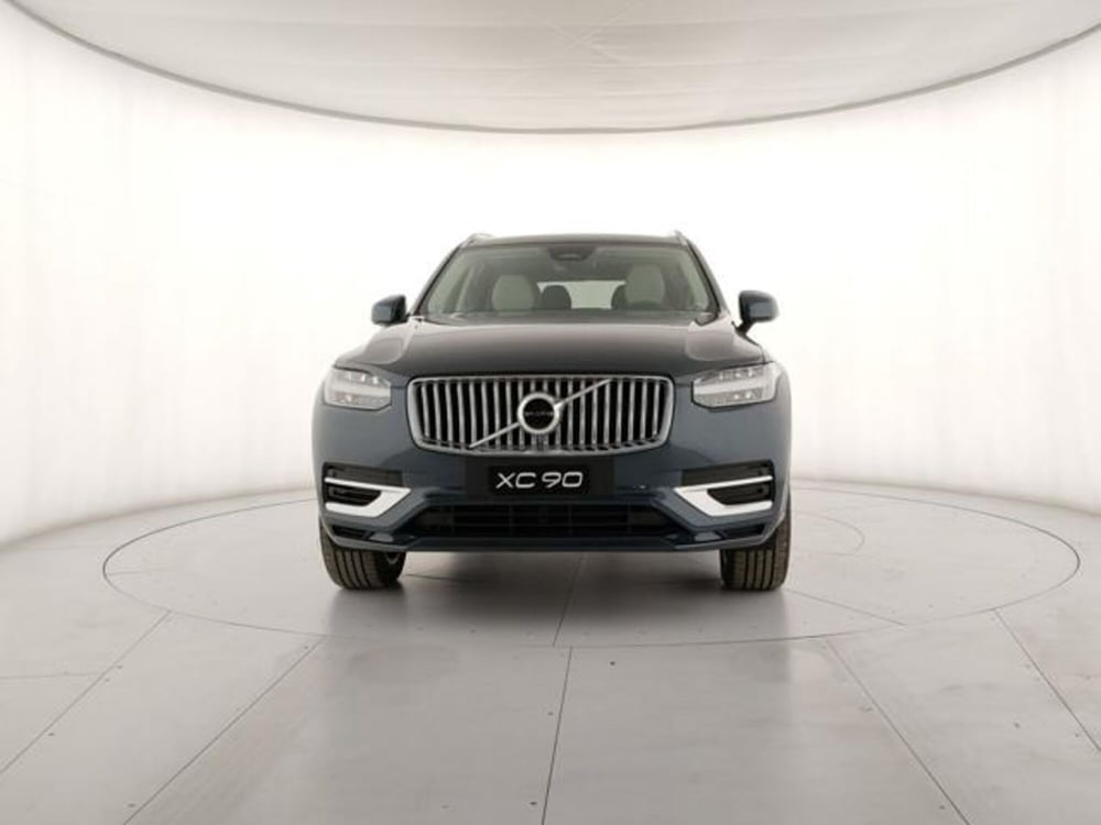 Volvo XC90 nuova a Modena (7)