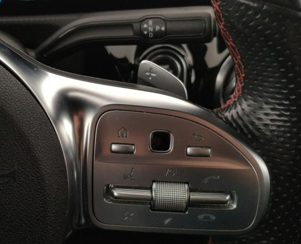 Mercedes-Benz CLA Shooting Brake usata a Modena (18)