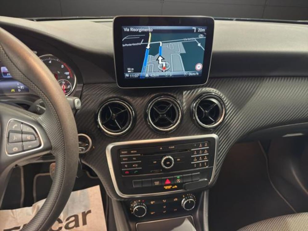 Mercedes-Benz GLA SUV usata a Milano (12)