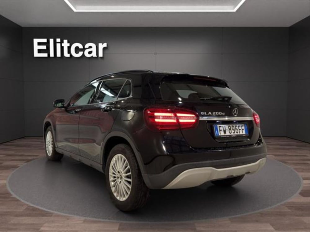 Mercedes-Benz GLA SUV usata a Milano (4)