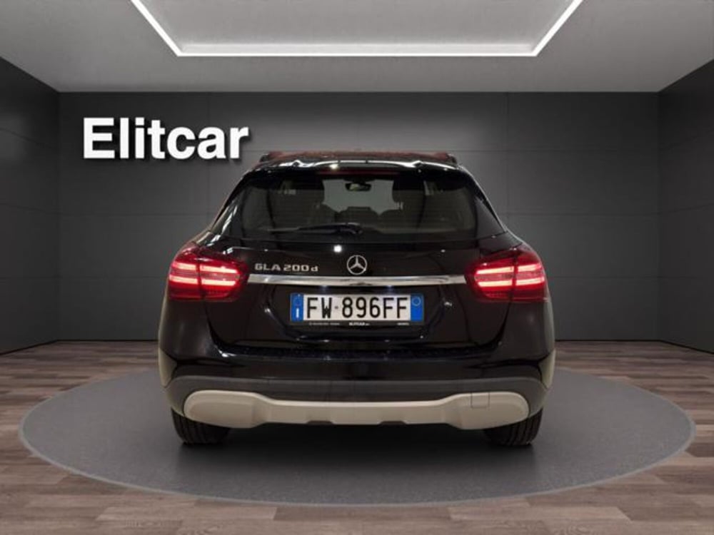 Mercedes-Benz GLA SUV usata a Milano (5)
