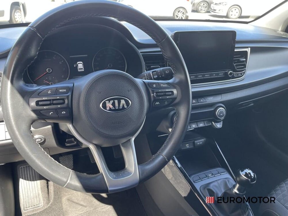 Kia Rio usata a Bari (14)