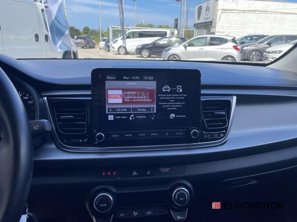 Kia Rio usata a Bari (15)