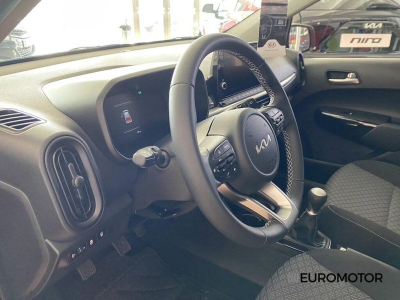 Kia Picanto nuova a Bari (13)