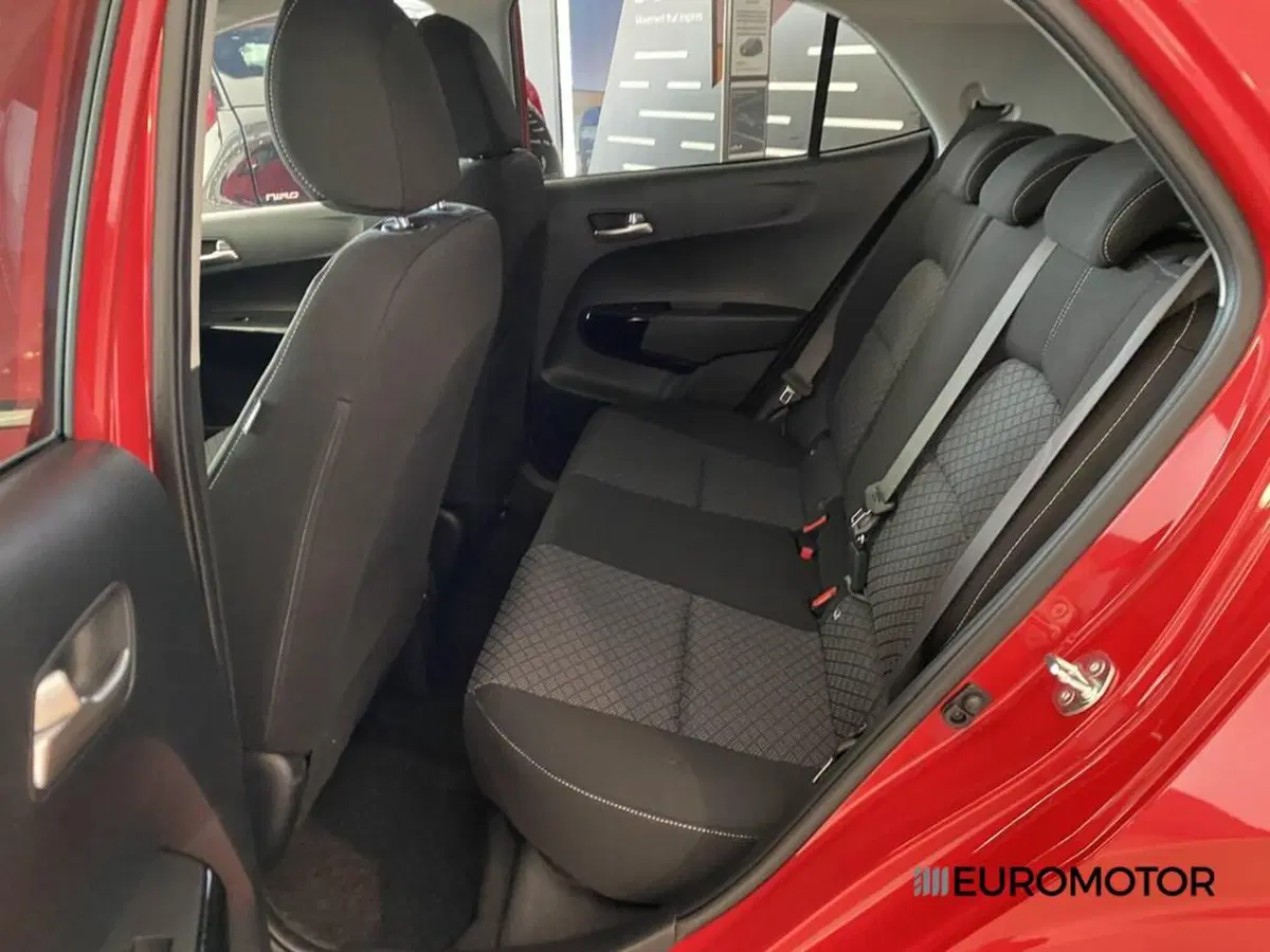 Kia Picanto nuova a Bari (15)