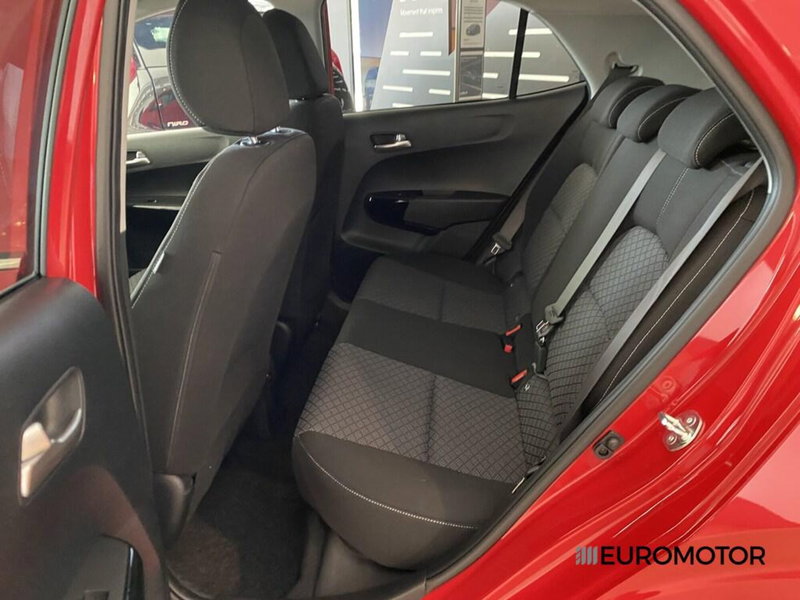 Kia Picanto nuova a Bari (15)