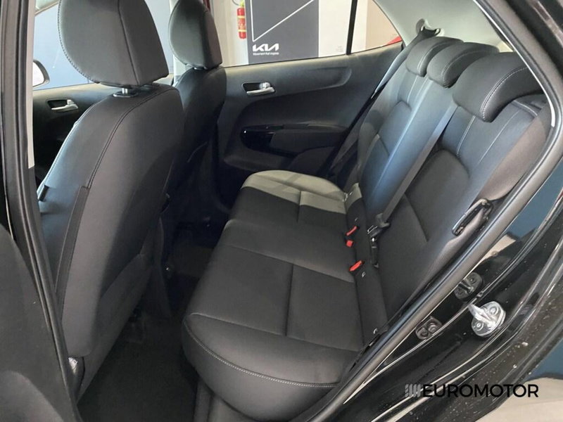 Kia Picanto nuova a Bari (14)