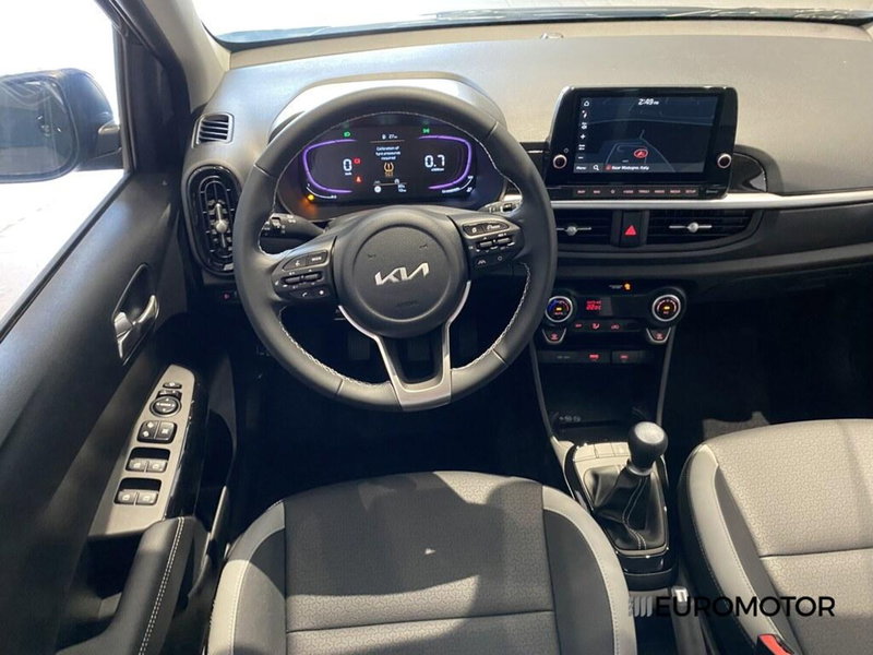 Kia Picanto nuova a Bari (15)