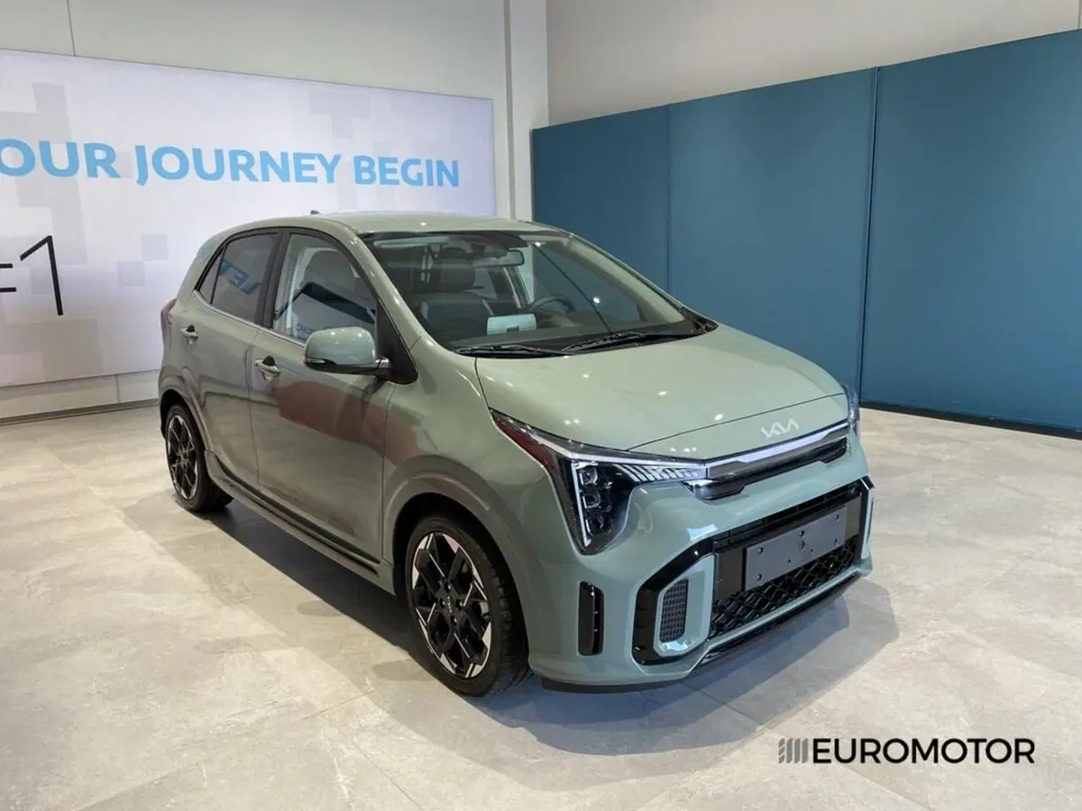 Kia Picanto nuova a Bari (3)