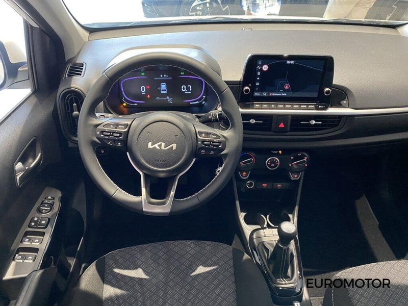 Kia Picanto nuova a Bari (15)