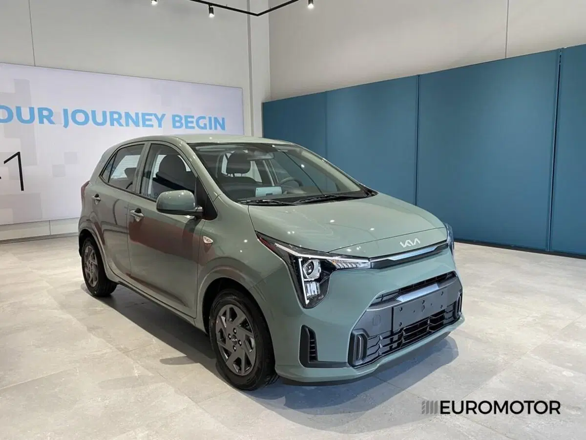 Kia Picanto nuova a Bari (3)