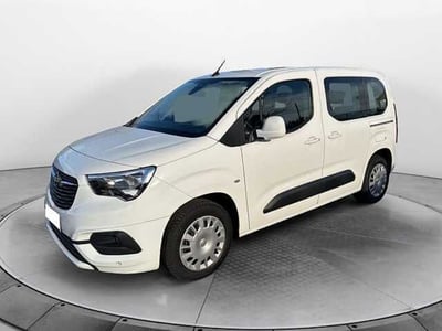 Opel Combo Life 1.5D 100 CV S&amp;S Advance del 2020 usata a Siena