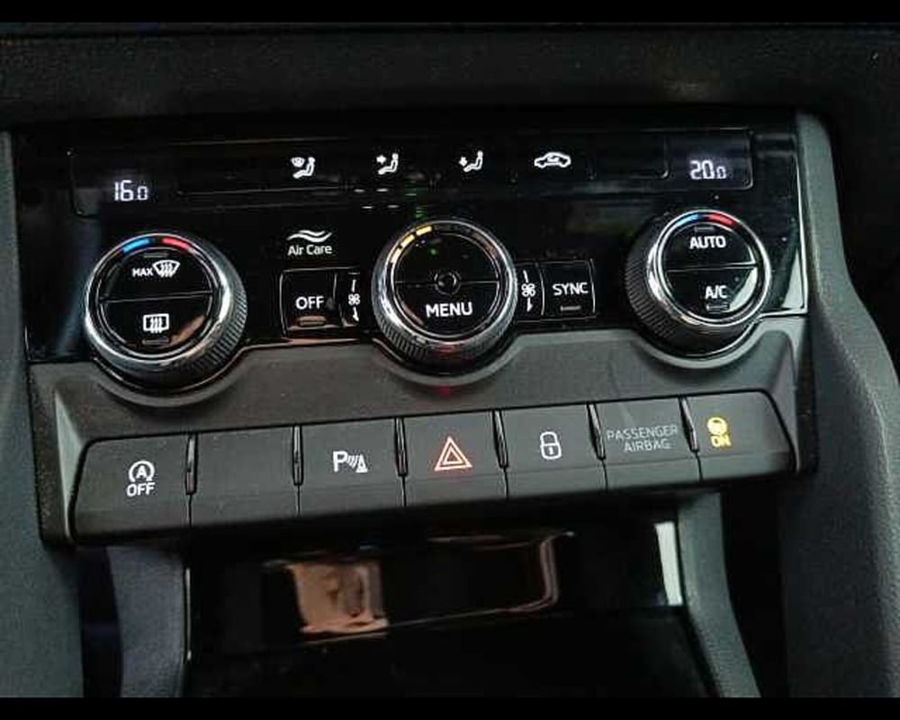 Skoda Karoq usata a Roma (14)
