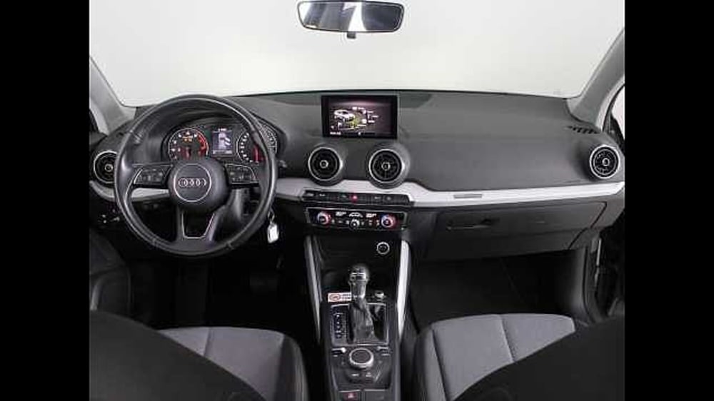 Audi Q2 usata a Palermo (10)