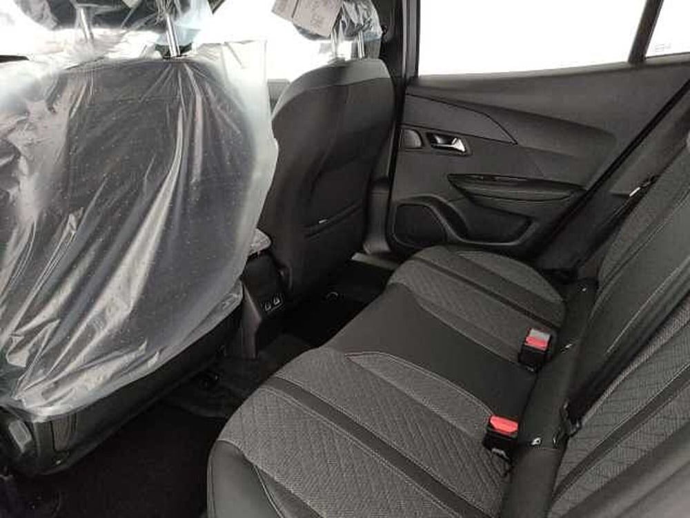 Peugeot 2008 nuova a Caserta (15)
