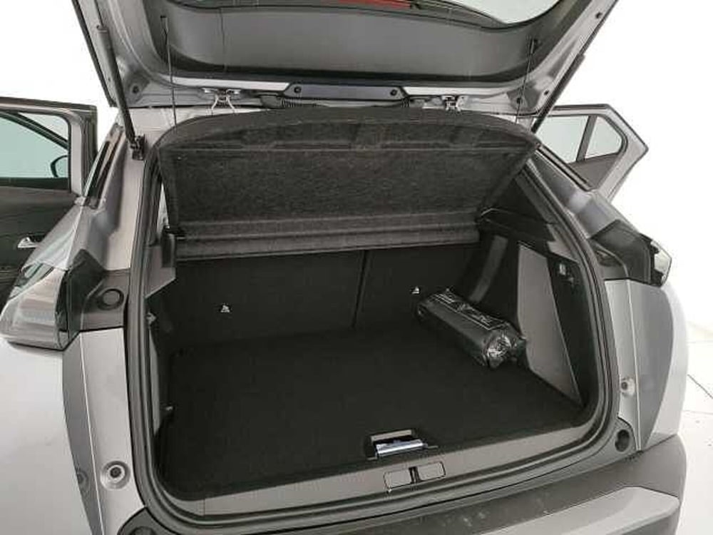 Peugeot 2008 nuova a Caserta (8)