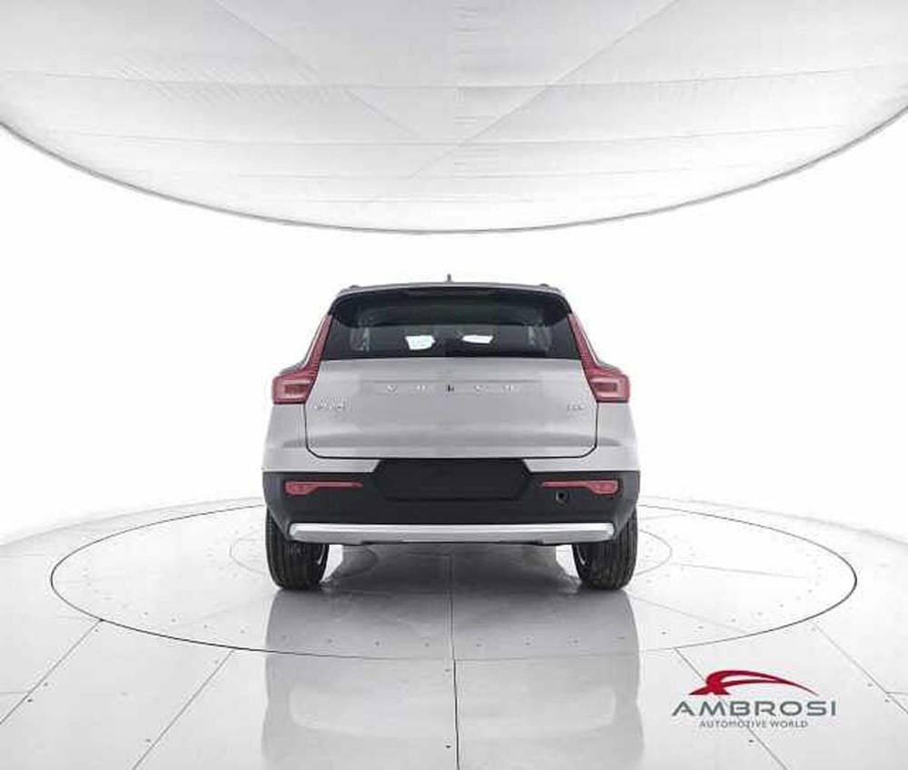 Volvo XC40 nuova a Perugia (6)