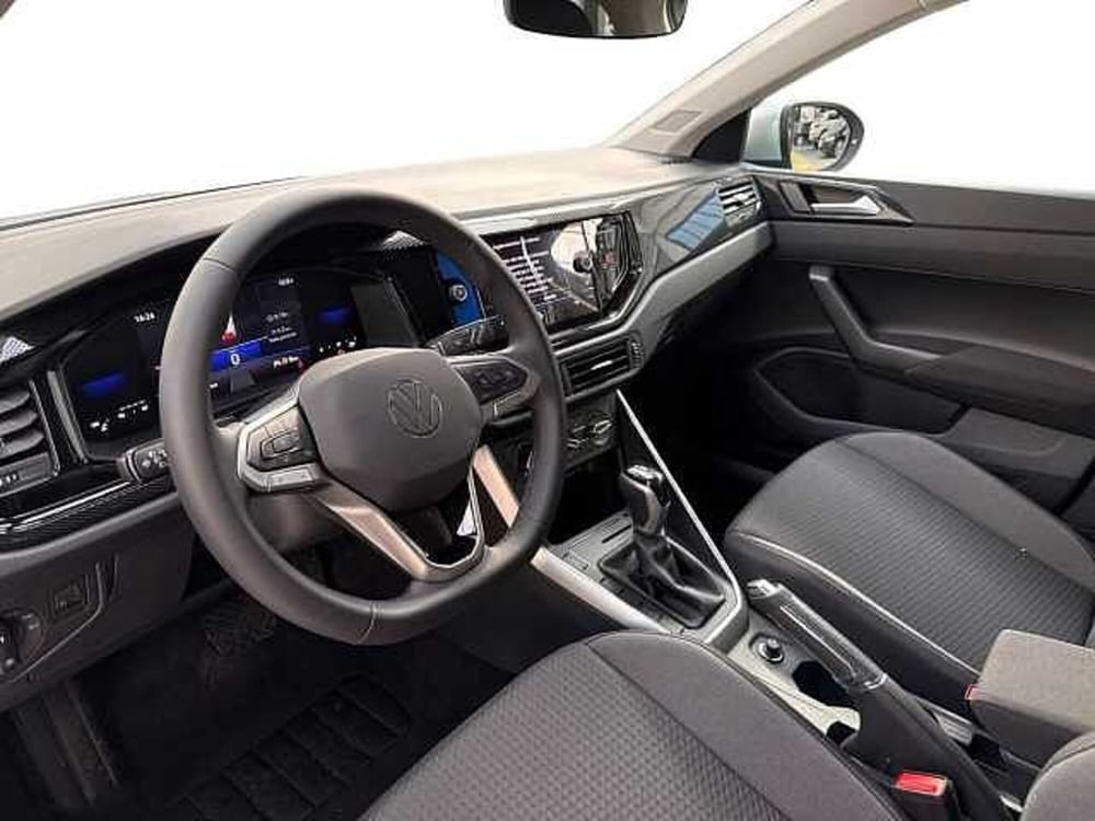 Volkswagen Taigo nuova a Napoli (11)