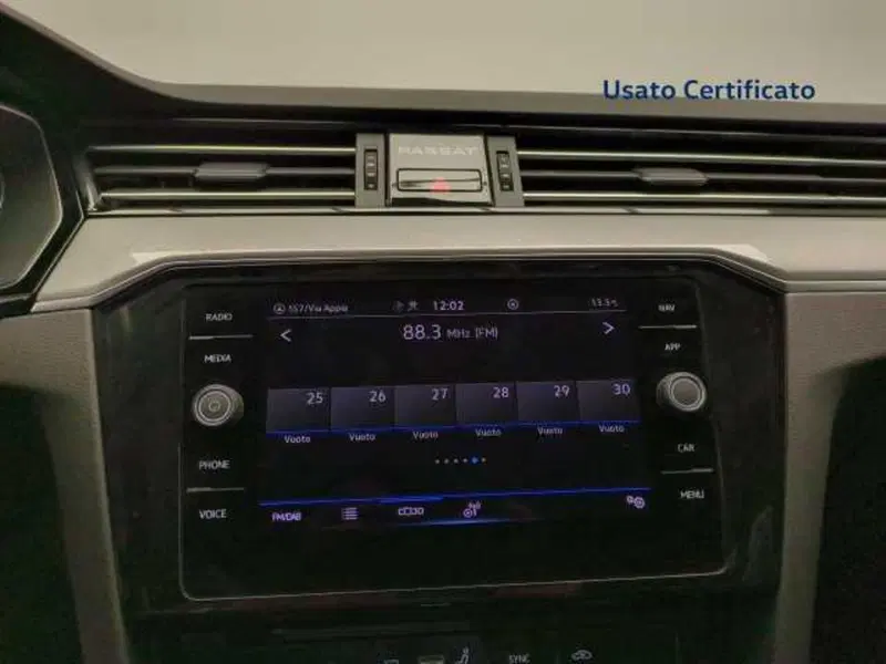 Volkswagen Passat Variant usata a Avellino (17)
