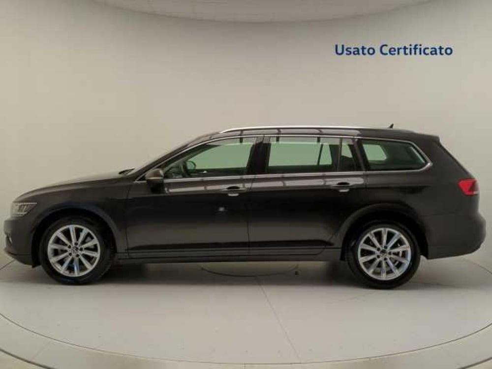 Volkswagen Passat Variant usata a Avellino (4)