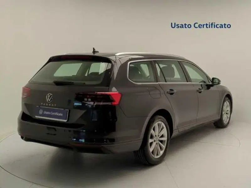 Volkswagen Passat Variant usata a Avellino (7)