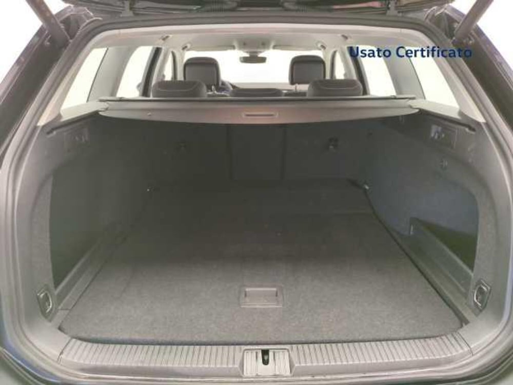 Volkswagen Passat Variant usata a Avellino (8)