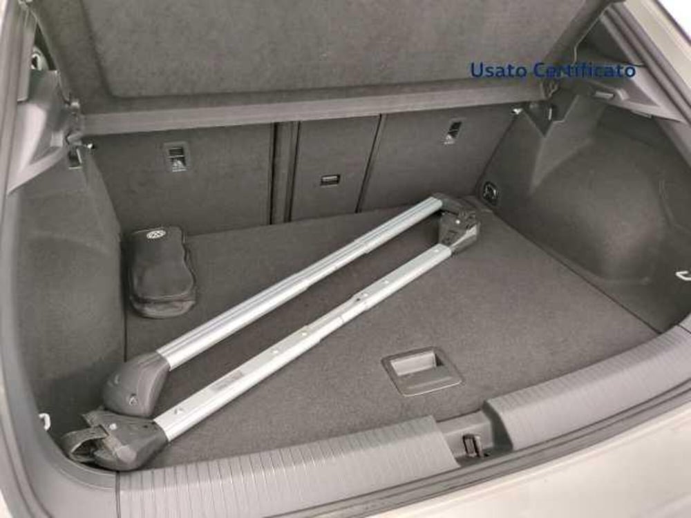 Volkswagen T-Roc usata a Avellino (12)