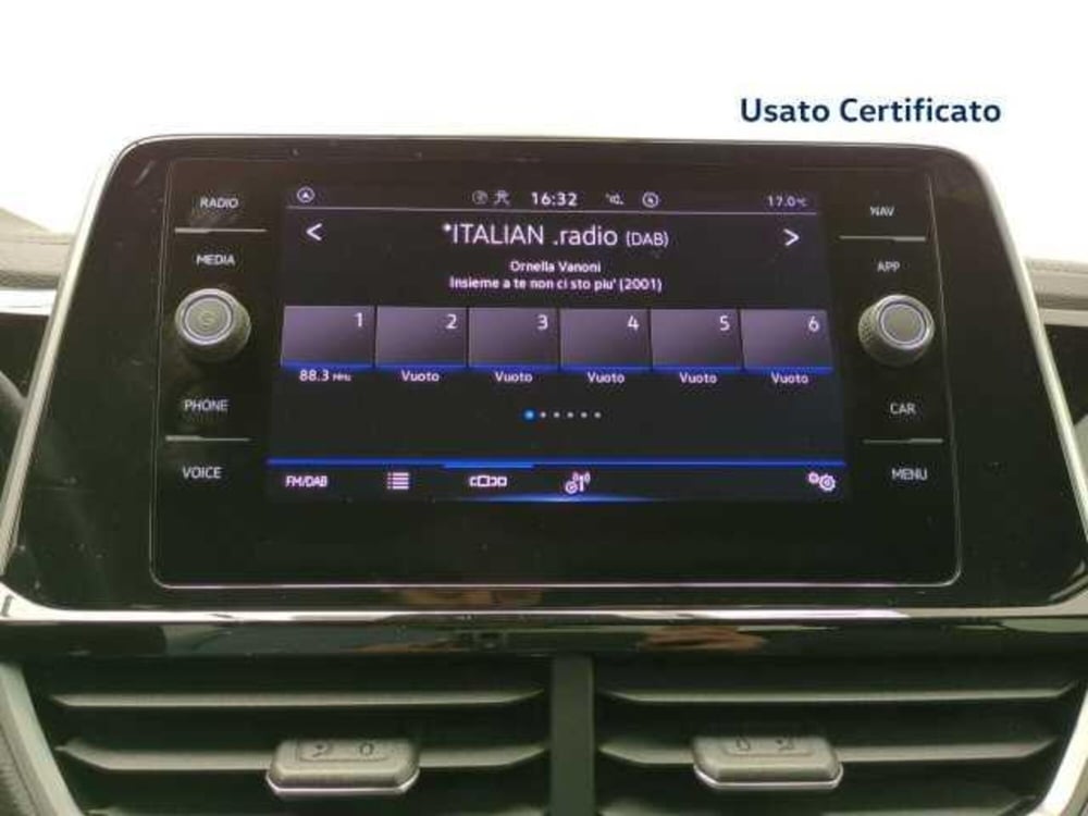 Volkswagen T-Roc usata a Avellino (18)