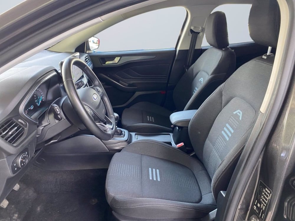 Ford Focus Station Wagon usata a Milano (9)
