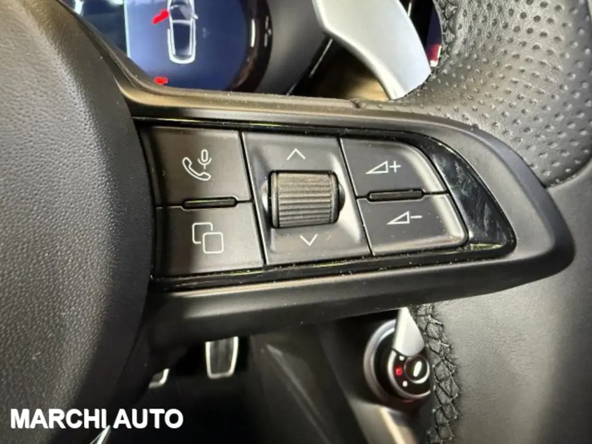 Alfa Romeo Tonale usata a Perugia (7)