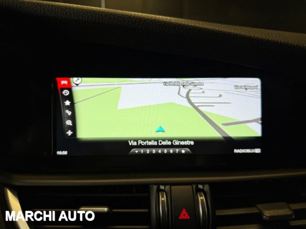 Alfa Romeo Giulia usata a Perugia (18)