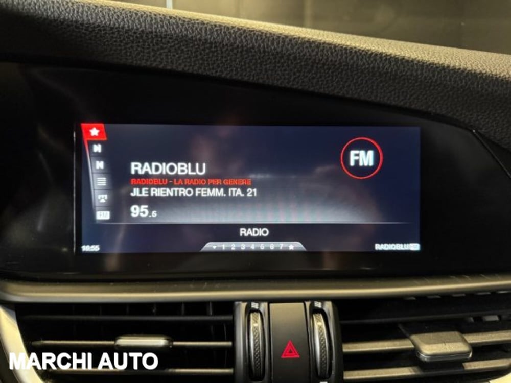 Alfa Romeo Giulia usata a Perugia (19)