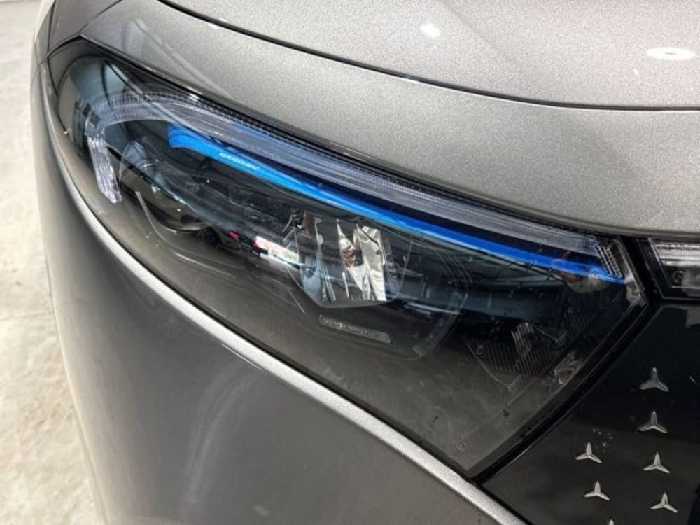 Mercedes-Benz EQB usata a Bologna (7)