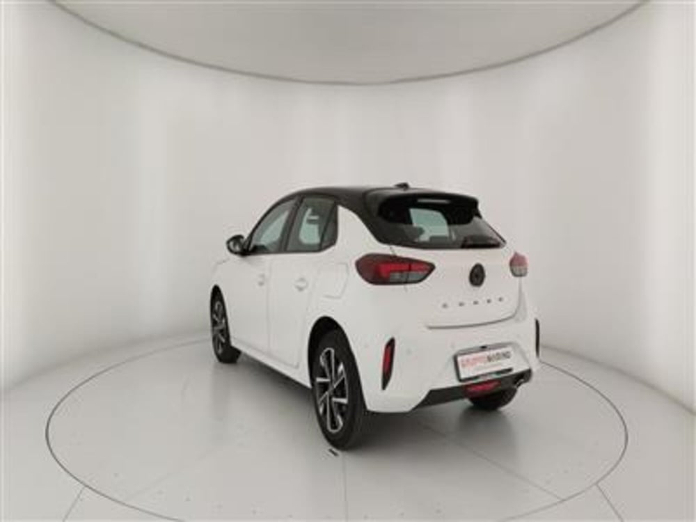 Opel Corsa nuova a Bari (5)