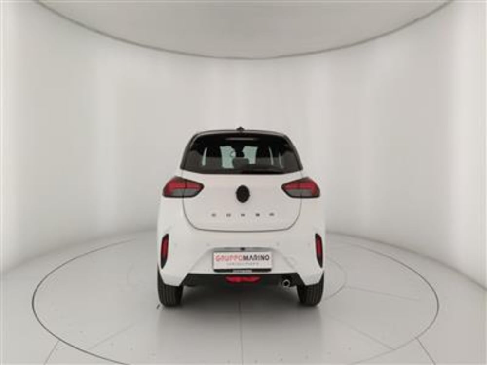 Opel Corsa nuova a Bari (6)