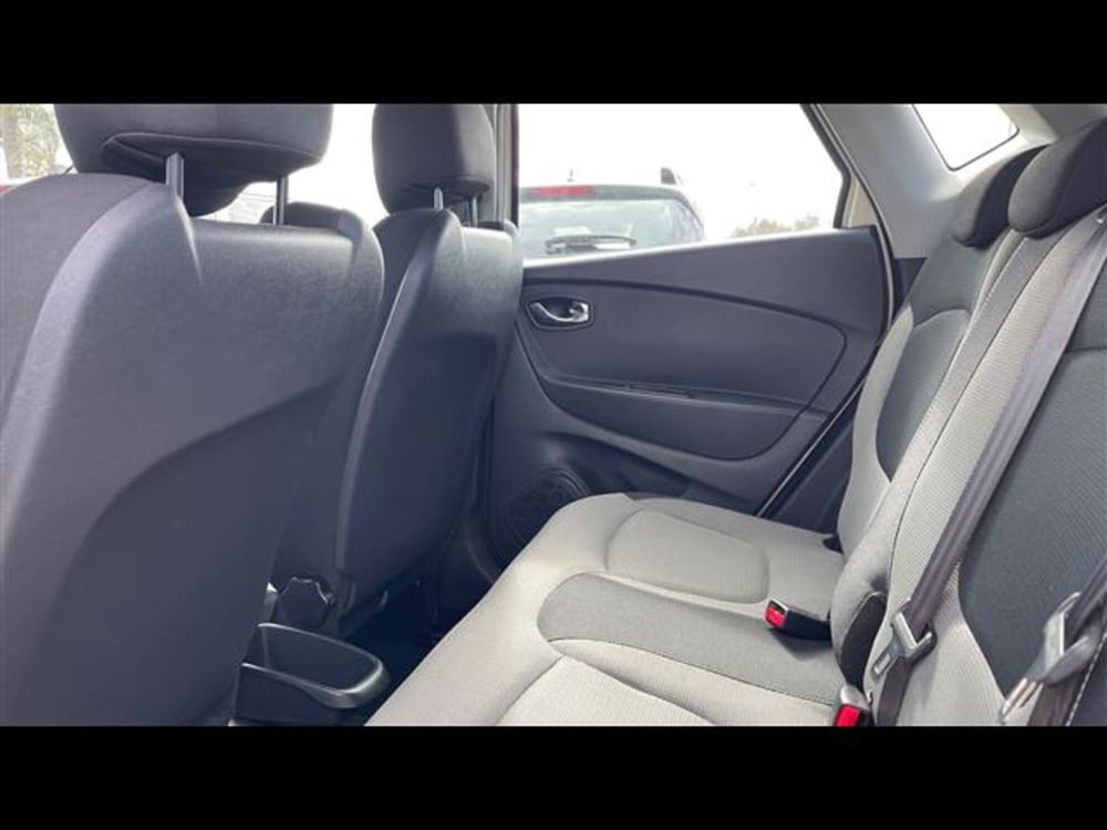Renault Captur usata a Lecce (10)