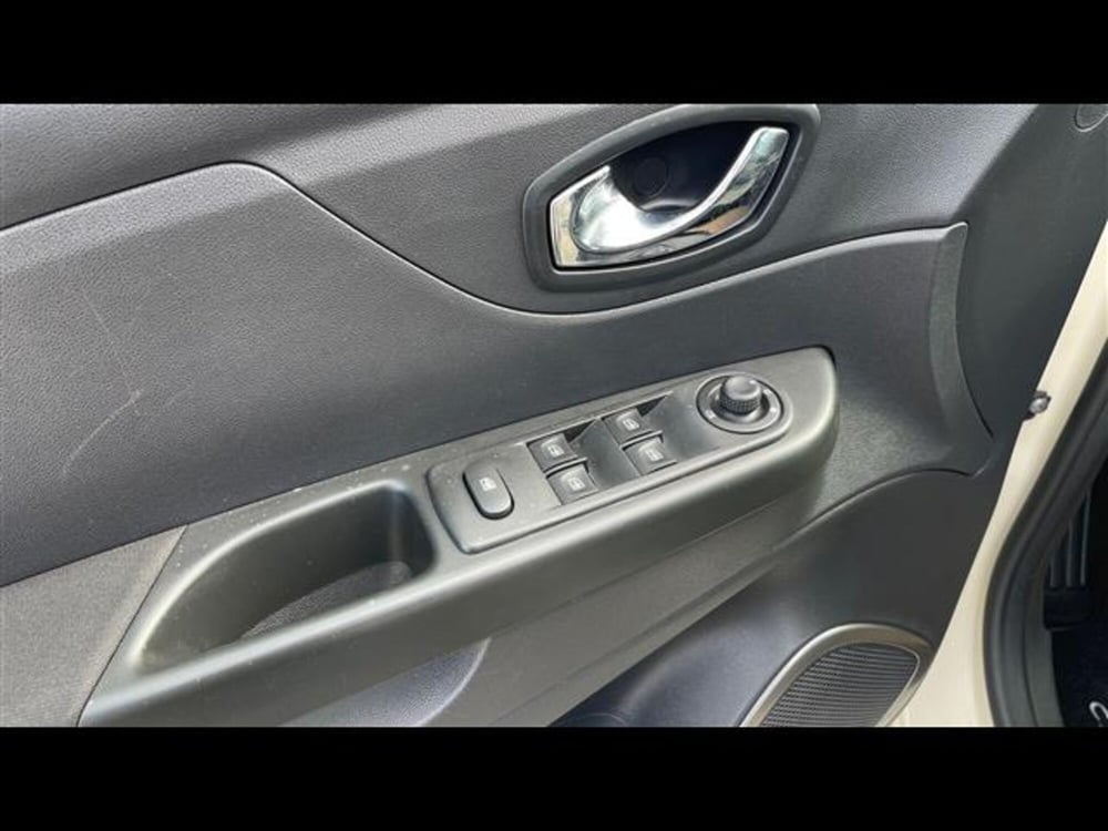 Renault Captur usata a Lecce (13)